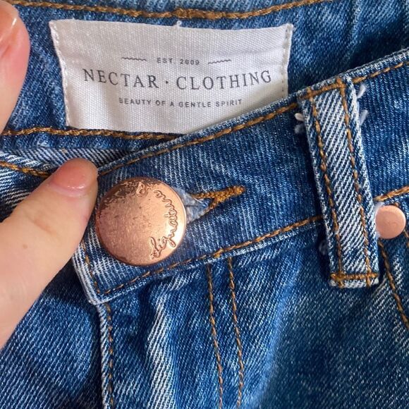 Juniors Nectar Clothing- Denim Skirt with raw hem- Size Small - Picture 6 of 8